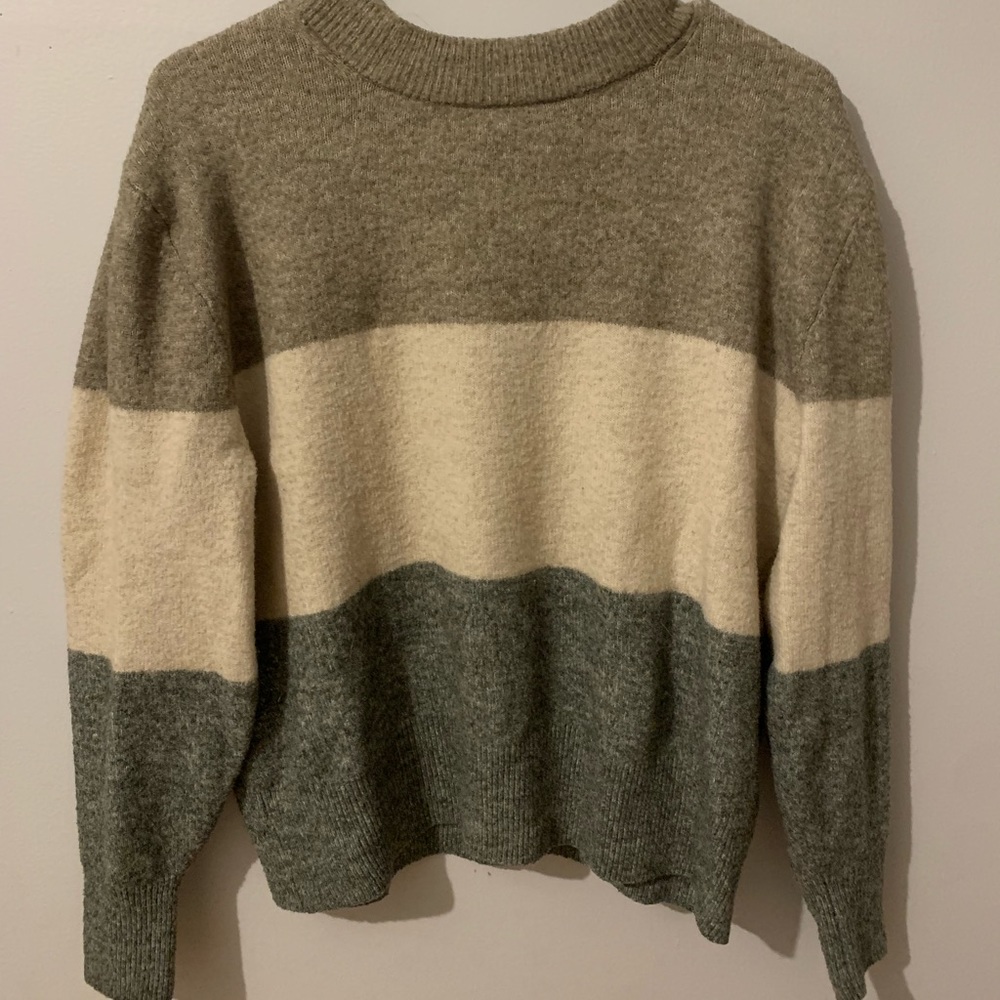 H&M Sweater!